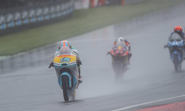 Rodrigo acaba en los puntos en una carrera complicada bajo la lluvia