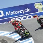 Tom Sykes gana y Rea se retira en la 2ª carrera de Laguna Seca