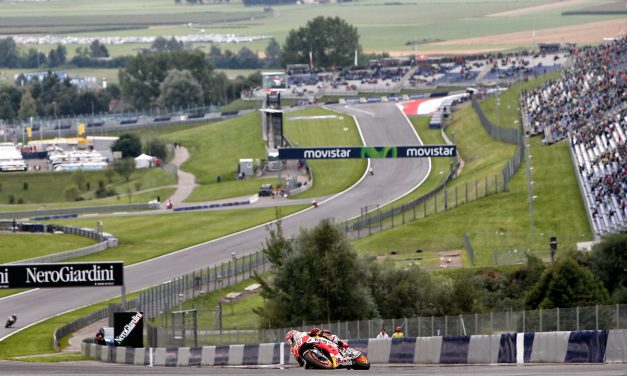 Debut complicado para Márquez y Pedrosa en Austria