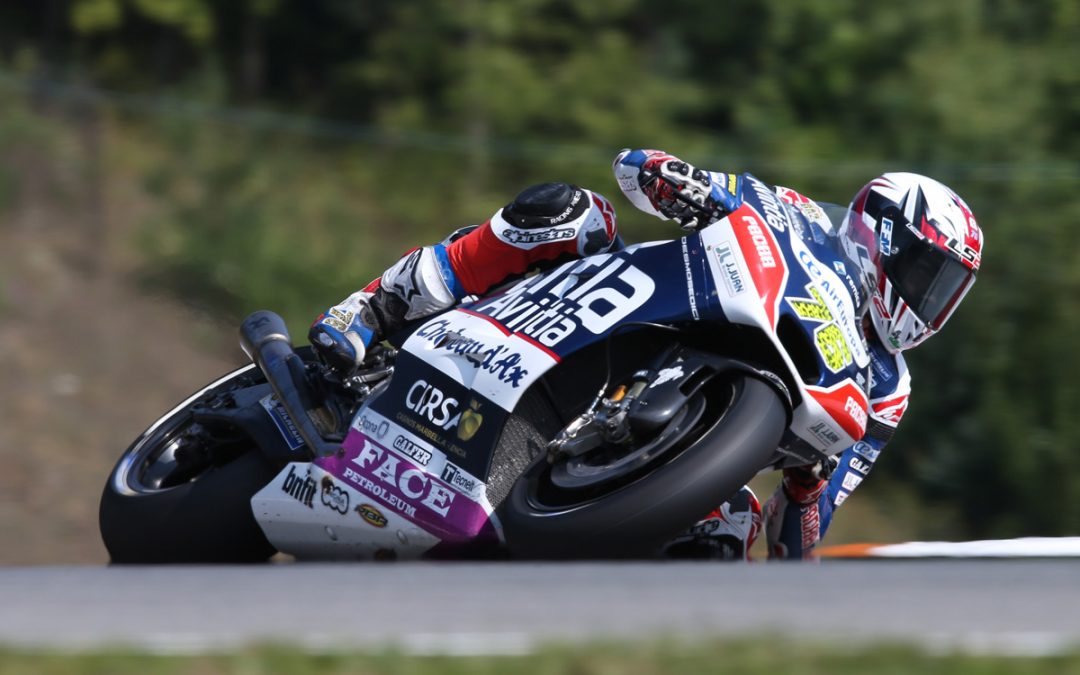 Espectacular inicio de Barberá y el Avintia Racing en Brno