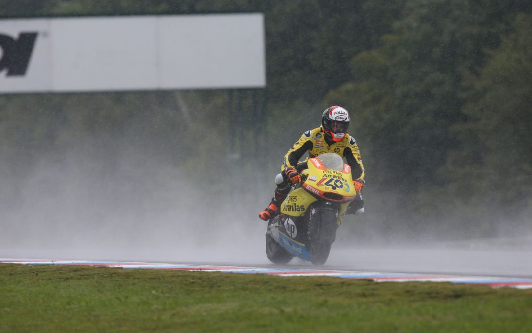 Rins suma su sexto podio de la temporada tras una gran remontada