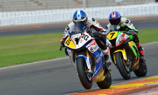 Roberto Blázquez acaricia el podio en su primera participación  en el  CEV RFME