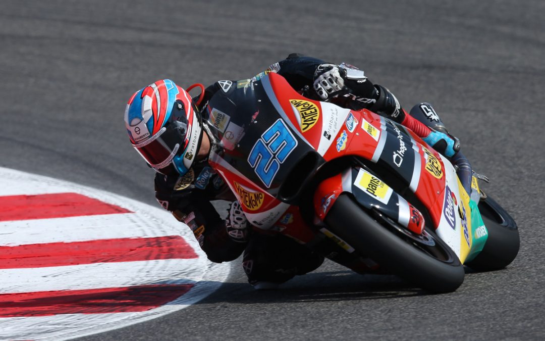 Schrötter remonta 12 posiciones en Misano