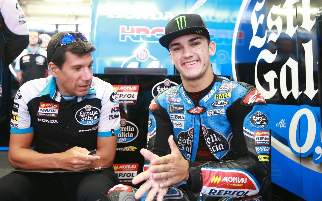 Arón Canet gana en Silverstone en Moto3
