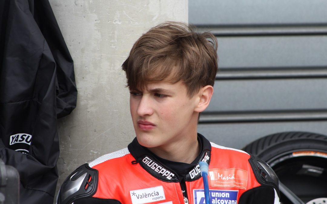 Jaume Masià al mundial de Moto3 2018 con Platinium Bay Real Estate y KTM