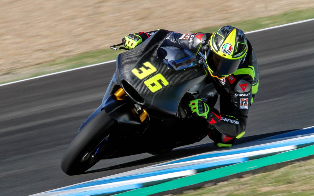 Pecco Bagnaia domina los entrenamientos de Moto2 en Jerez