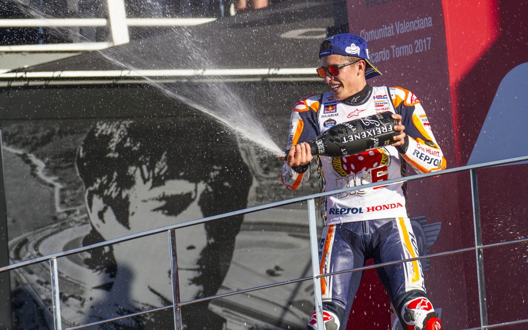 Marc Márquez conquista en el Circuit Ricardo Tormo el título de MotoGP