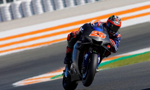 Maverick Viñales estrena la temporada 2018 con el mejor tiempo