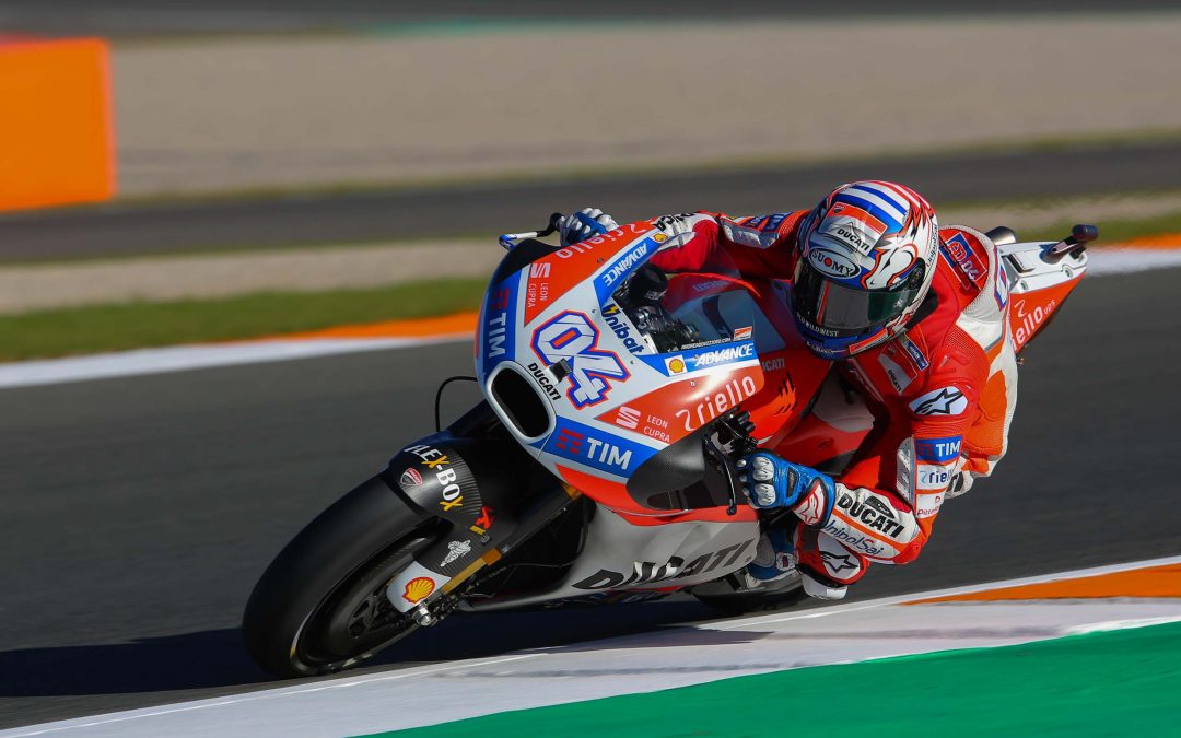 Dovizioso más rápido que Márquez en el primer asalto al título