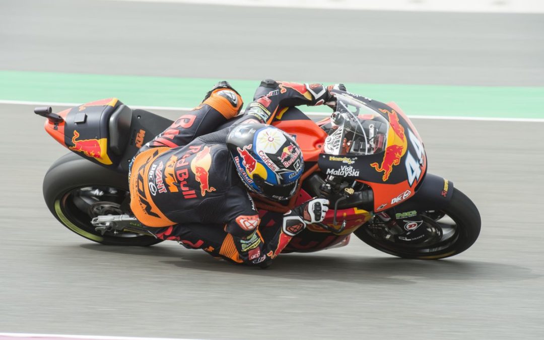 Top Ten para Oliveira y Binder en su primer día en Qatar