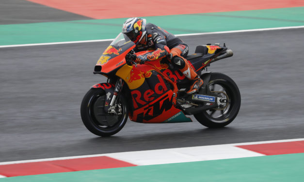 Aprilia, Suzuki y KTM ruedan en el primer día de test de MotoGP