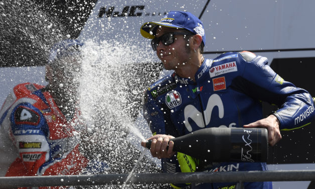 Rossi sube al podio en Le Mans