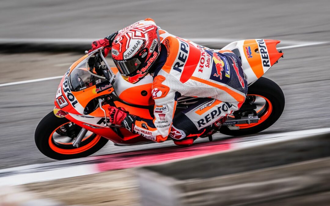 Marc Márquez vuelve a pilotar una moto dos meses después