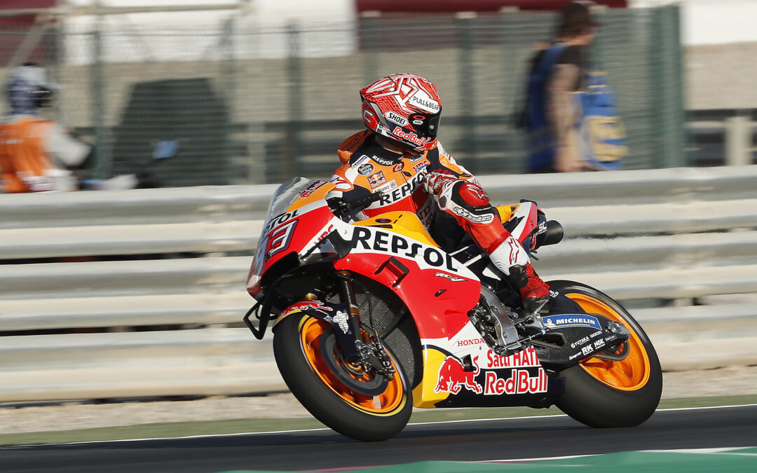 Marc Márquez bate el récord del circuito la primera jornada en Losail