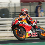 Marc Márquez bate el récord del circuito la primera jornada en Losail