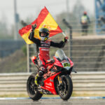 Bautista logra el hat trick en Buriram tras otra exhibición en la Carrera 2