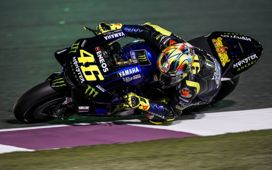 Viñales, Rossi y el nuevo Monster Energy Yamaha MotoGP a por todas en Qatar