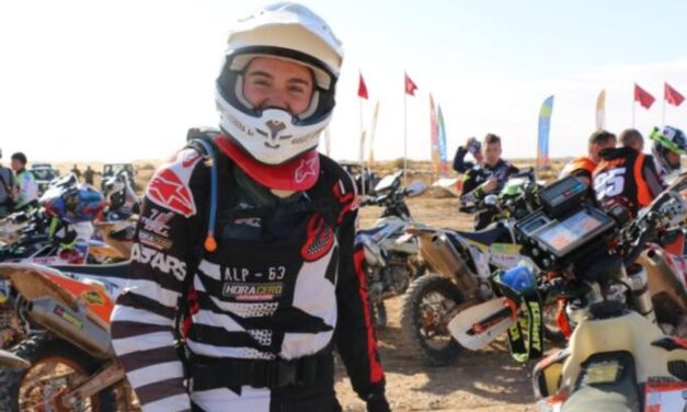 Margot Llobera lucha hasta el final en una etapa extrema