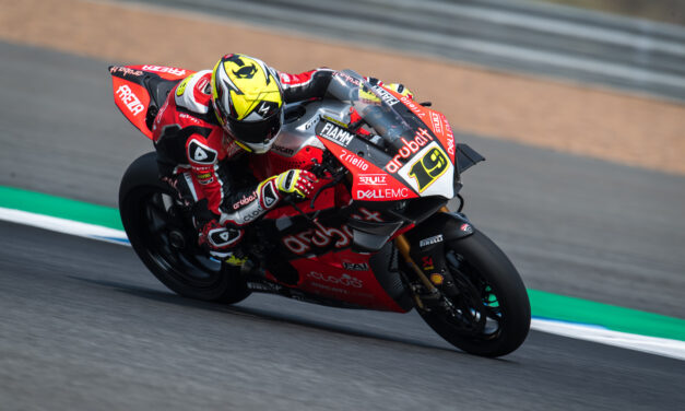El equipo Aruba.it Racing – Ducati vuelve a la pista este fin de semana con Álvaro Bautista y Chaz Davies