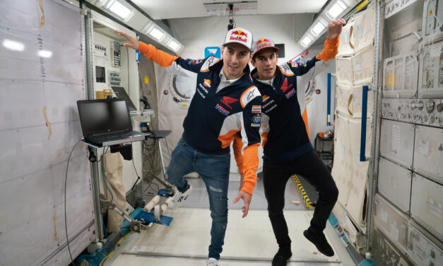 Marc Márquez y Jorge Lorenzo, astronautas por un día