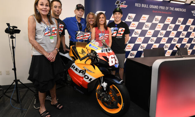 El número 69 se retira de MotoGP ™ en honor a Nicky Hayden