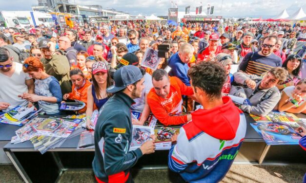 Los equipos, pilotos y organización del mundial de Superbikes desembarcan en MotorLand
