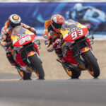 Primera fila de Marc Márquez y cuarta de Jorge Lorenzo