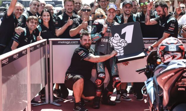 Fabio Quartararo consigue la pole en Barcelona con Yamaha