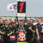 REA GANA LA SUPERPOLE Y LA CARRERA 1 DE MISANO