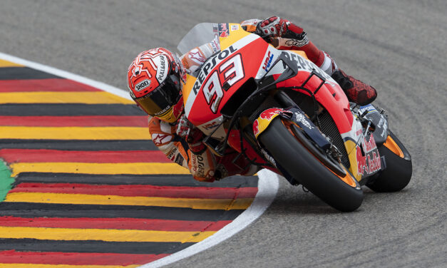 Marc Márquez toma la iniciativa