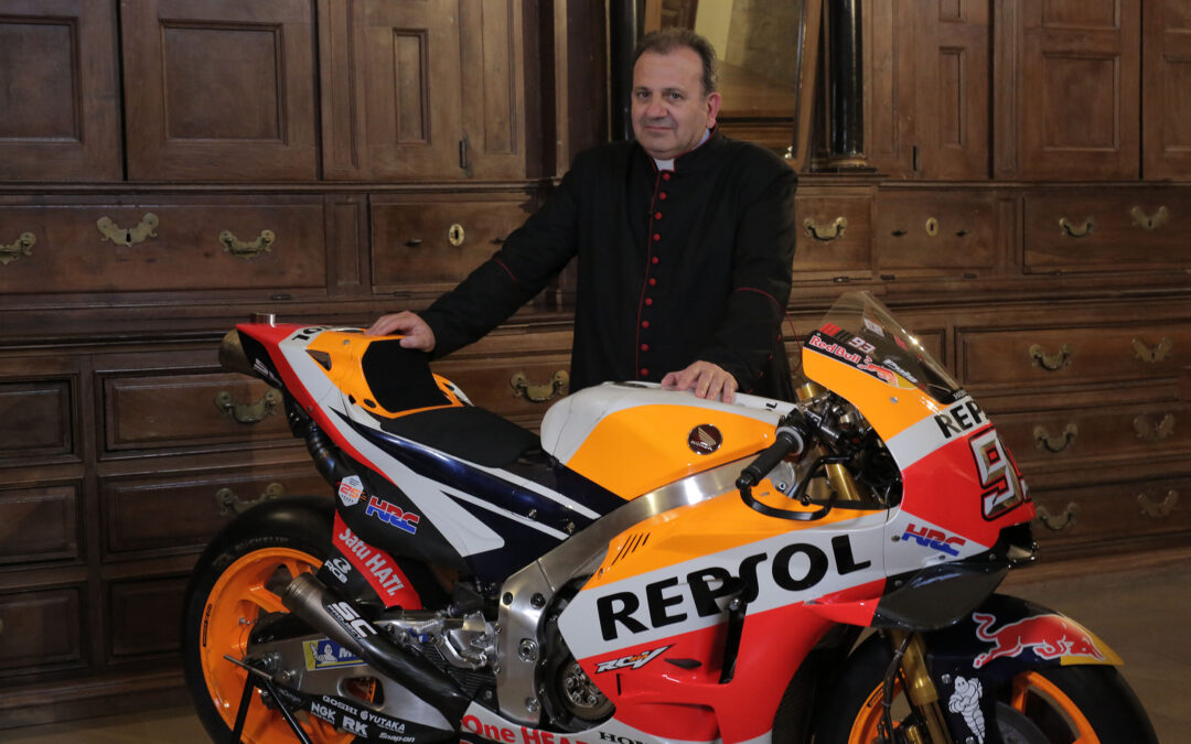 Una pasión divina por el Mundial de motociclismo