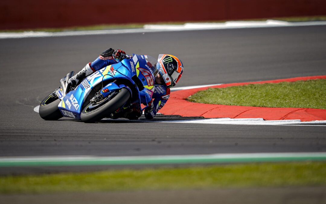 Brillantes 13 milésimas de la victoria de Álex Rins sobre Marc Márquez en SilverstoneGP