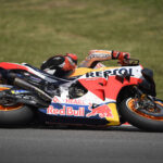 Marc Márquez y Jorge Lorenzo progresan en el primer día en Malasia