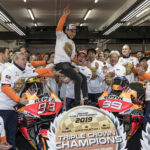 Victoria de Márquez y Triple Corona del Repsol Honda en el adiós de Lorenzo
