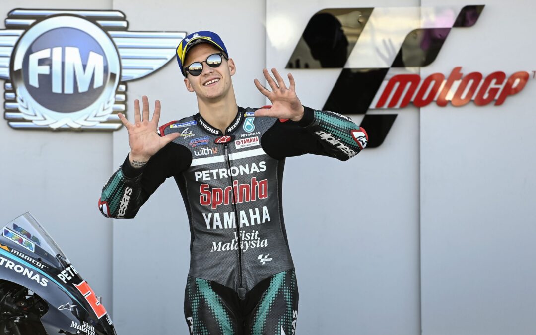 Quartararo lucha contra el dolor para hacerse con la pole del GP de Aragón