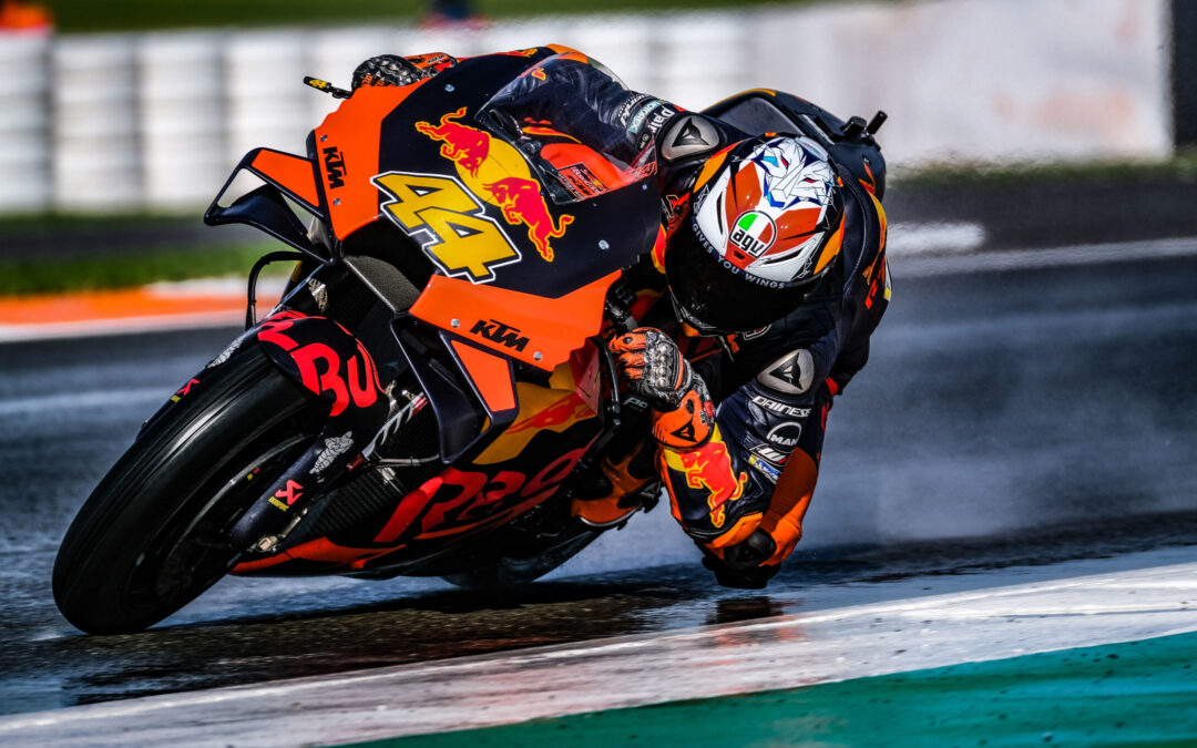 Espargaró, Vierge y McPhee saldrán desde la pole en Valencia