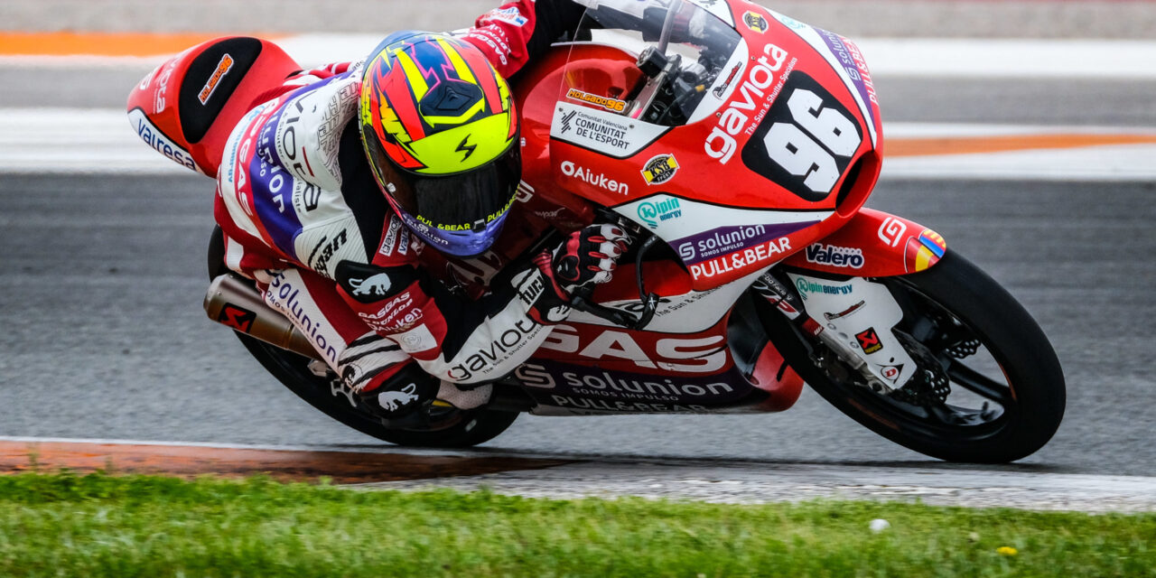 Poles para Dani Holgado, Hugo Millán y Alonso López en el Circuit Ricardo Tormo