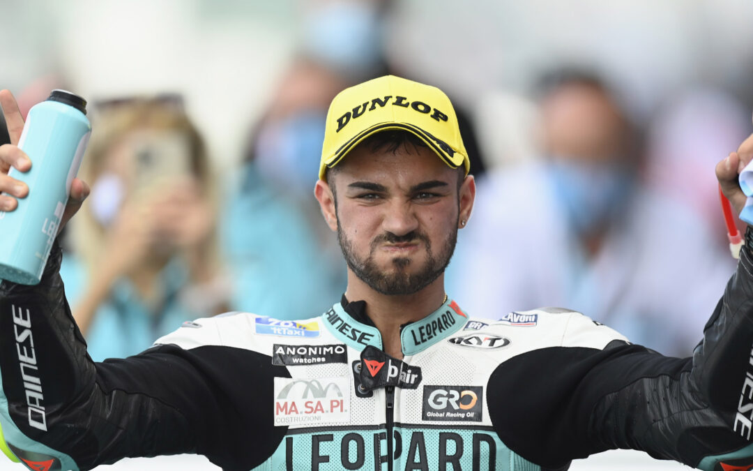 ¡Dennis Foggia gana en Assen!