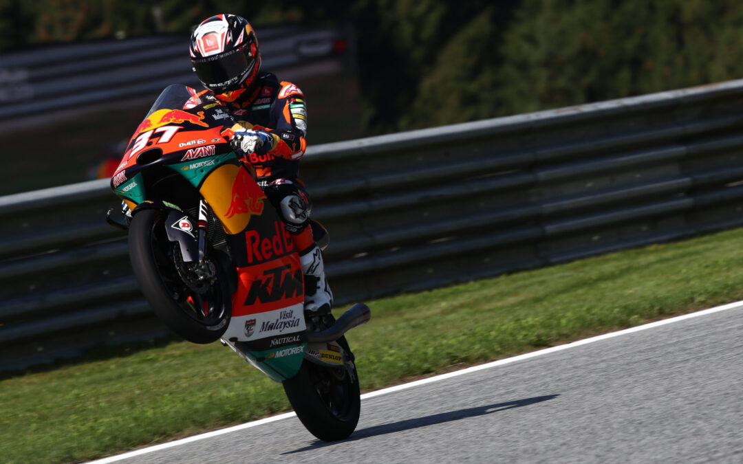 Moto3, gana el líder Pedro Acosta