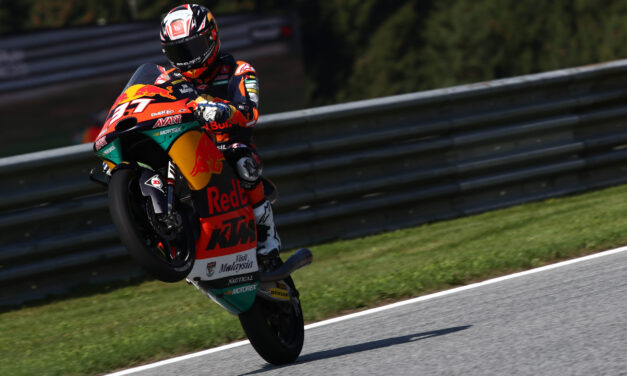 Moto3, gana el líder Pedro Acosta