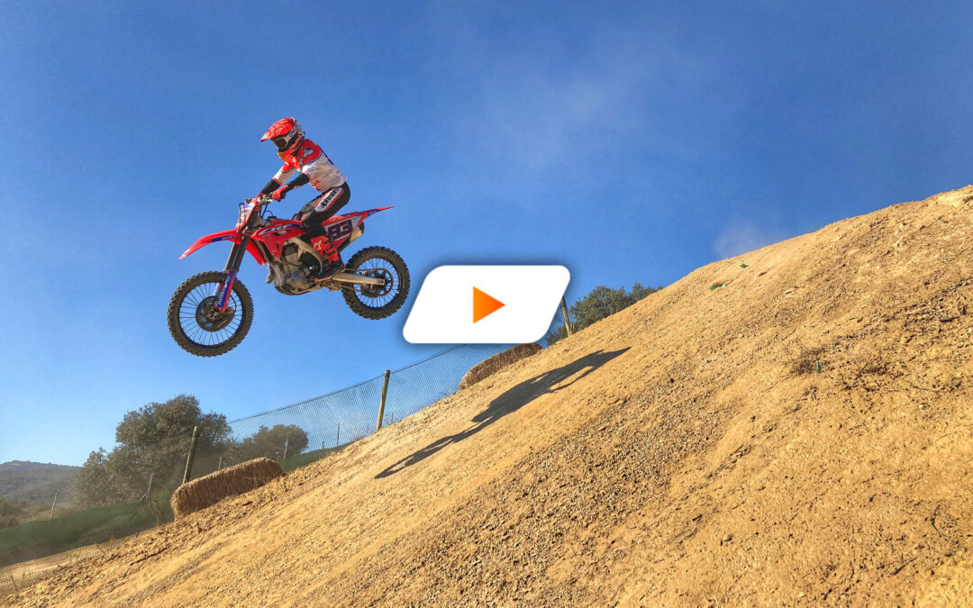 Marc Márquez avanza en su recuperación y vuelve a subirse a una moto