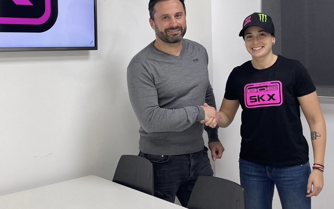 Ana Carrasco y David Muñoz serán los pilotos oficiales del BOÉ SKX en 2022