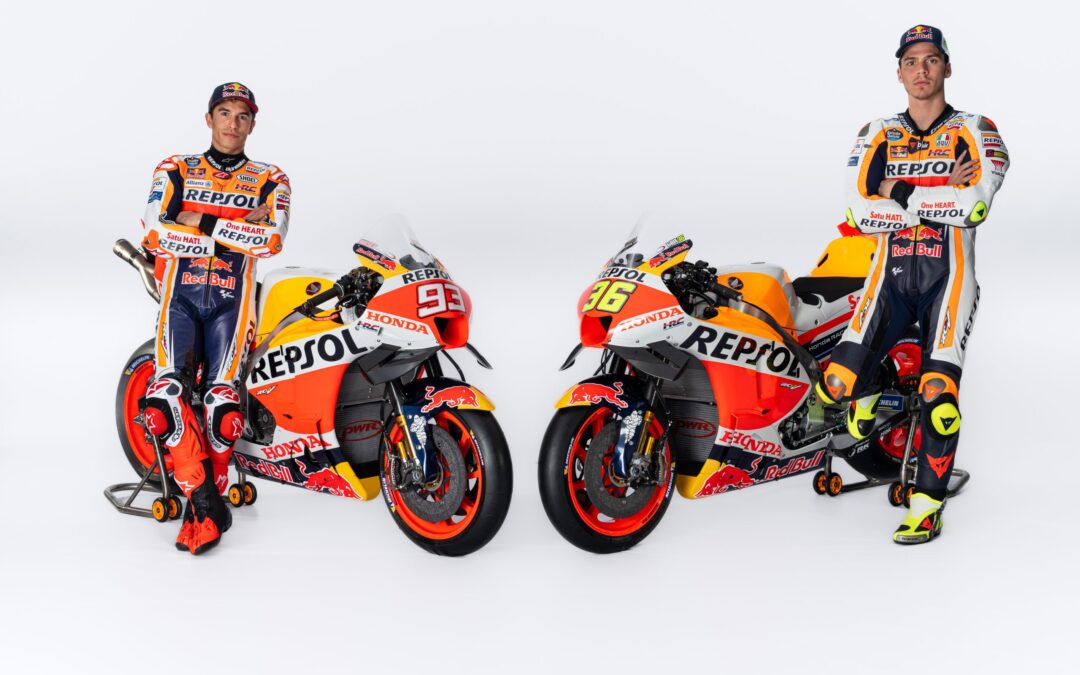 El equipo Repsol Honda presenta sus nuevos colores en la sede de Repsol en Madrid