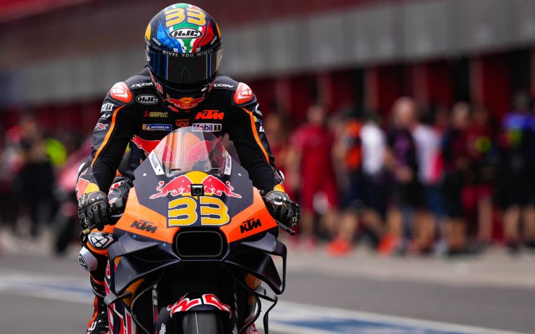 MotoGP Argentina: Binder derrocha talento con una remontada de escándalo