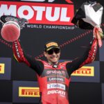 Álvaro Bautista hace historia en Assen con Ducati