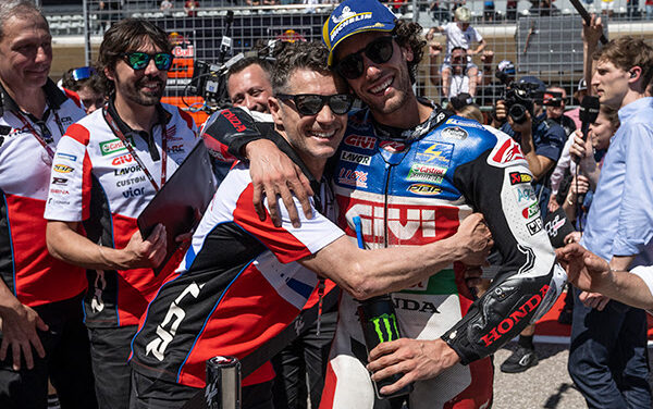 Álex Rins gana en Austin con Honda, el único piloto en ganar en las tres categorías y que repite en MotoGP