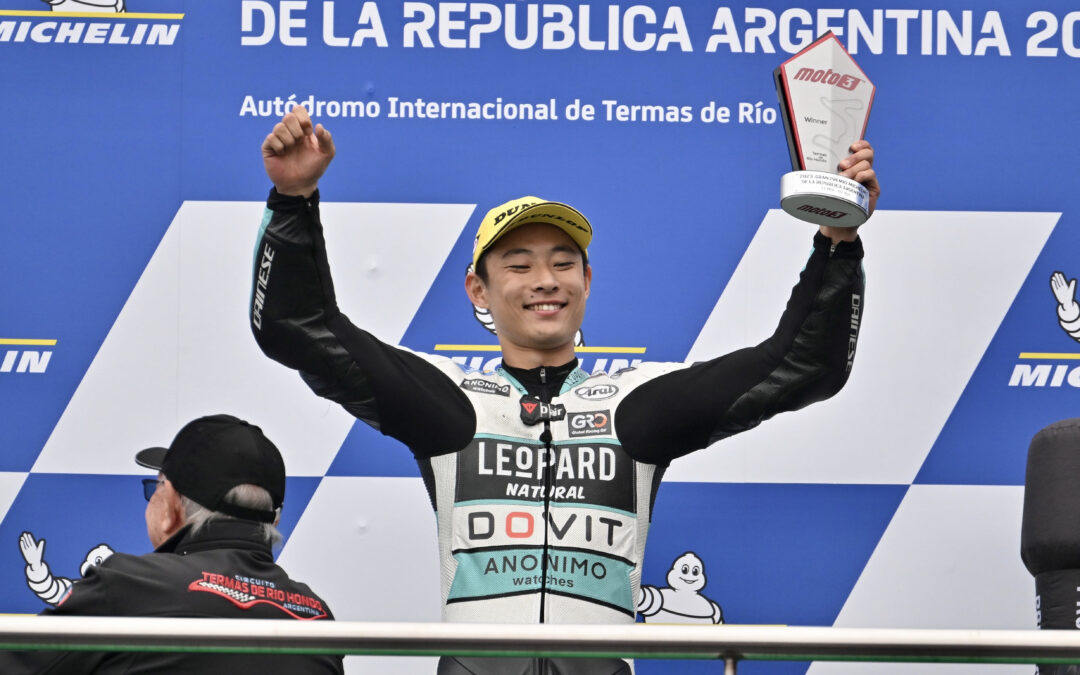 El imbatible Tatsuki Suzuki logra una contundente victoria en Argentina