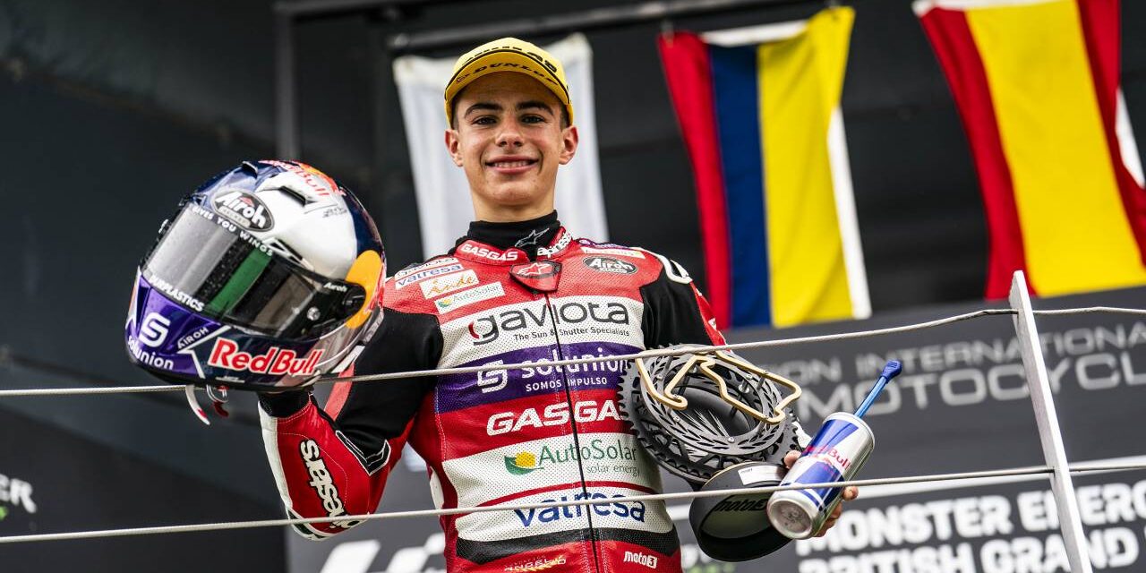 David Alonso se corona en Gran Bretaña con su primera victoria en el Mundial