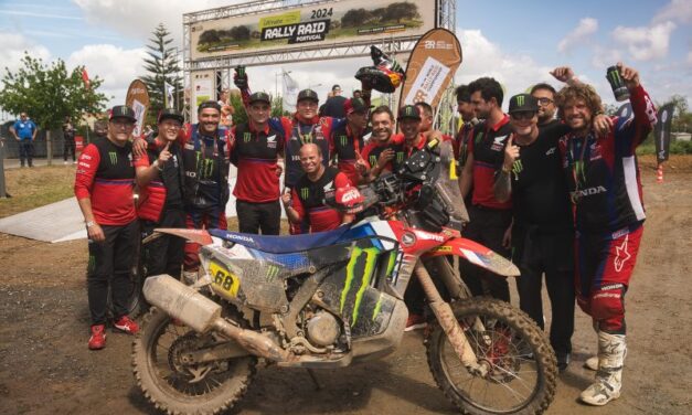 Imbatible Tosha Schareina, gana el Rally Raid en Portugal