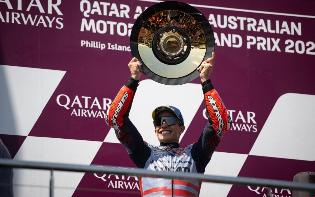 MARC MÁRQUEZ CONSIGUE SU TERCERA VICTORIA DE LA TEMPORADA EN PHILLIP ISLAND